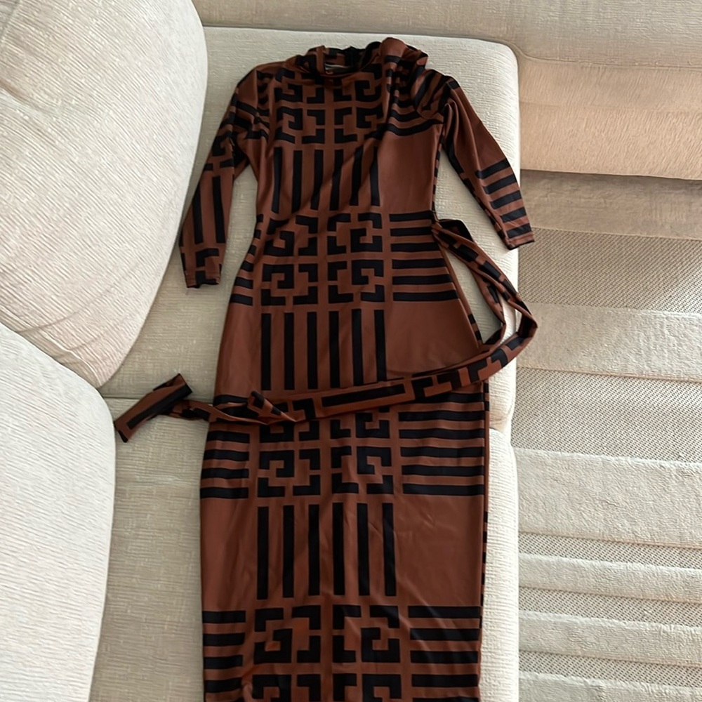 Women’s Bodycon Fitted Midi Dress